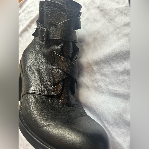 Alberto Fermani black leather boots size 39 - Picture 4 of 8